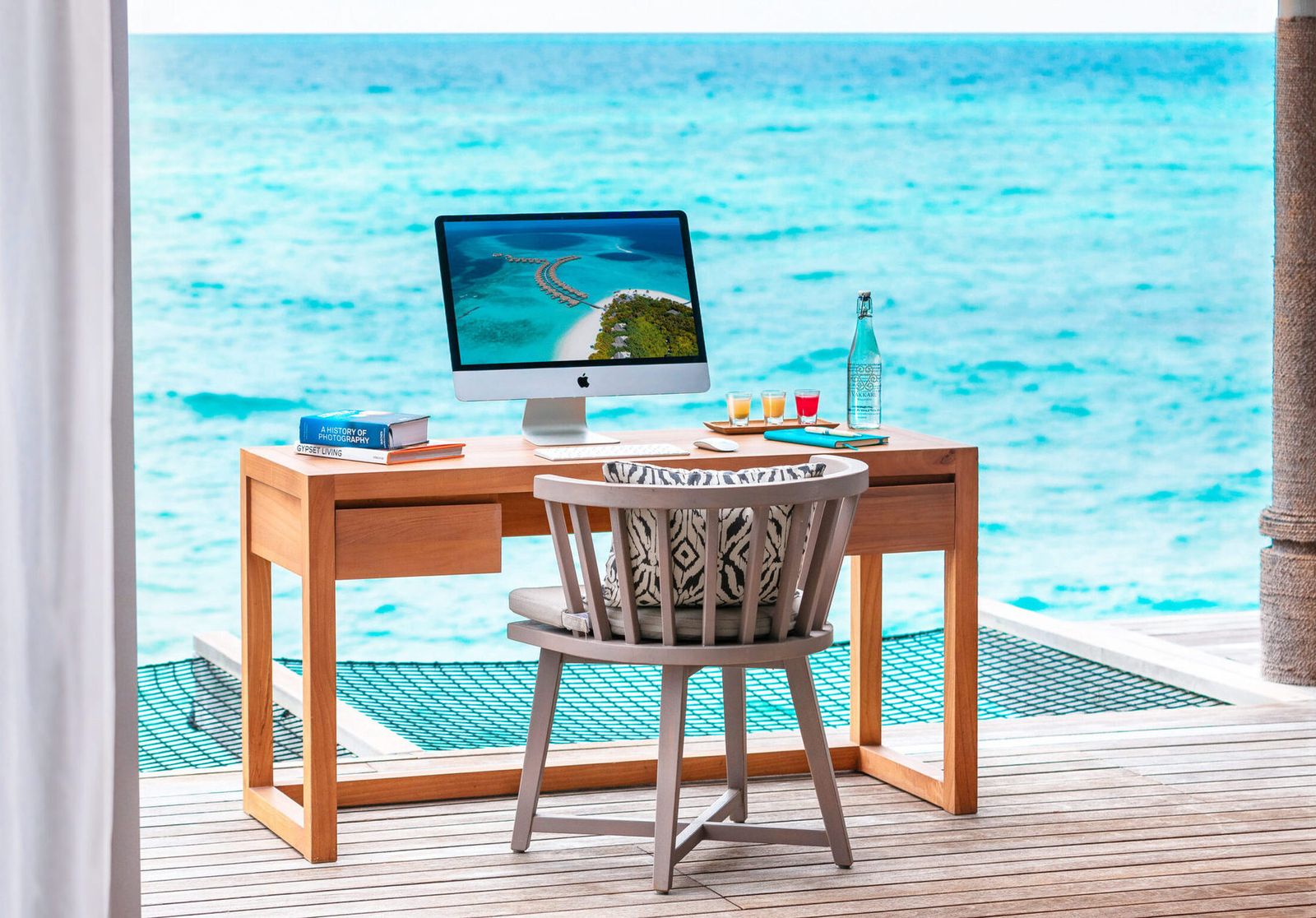 Office Dhathuru – 3N/4D Package for Locals & Expats