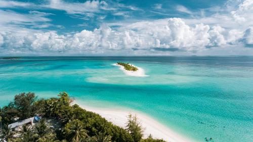 Sandbank Bliss – Stay 4N/5D at Mathiveri Island